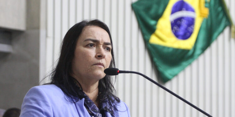 Governo do Ceará associa racismo ao cristianismo e provoca ira