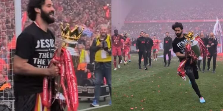Alisson levanta taça da Premier League com camisa “Jesus é o caminho, a verdade e a vida”