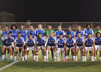 Cruzeiro derrota Real Brasília para liderar o Brasileiro Feminino