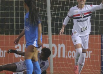 São Paulo goleia para assumir 3ª colocação do Brasileiro Feminino
