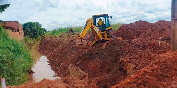 Prefeitura intensifica obras de drenagem nas zonas Leste e Norte de Porto Velho
