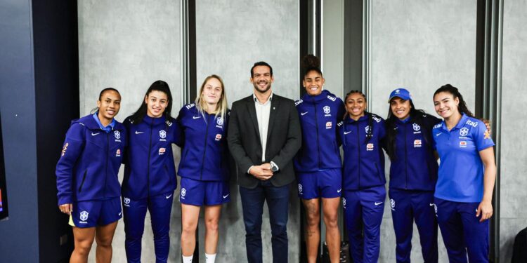 Novo presidente da CBF projeta mais investimentos no futebol feminino