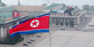 Governo faz doutrinação em massa na Coreia do Norte