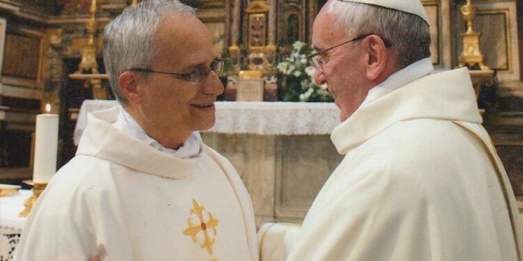 Igreja Católica anuncia a eleição de seu novo líder: papa Leão XIV