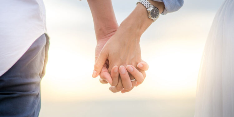 Pastor ensina 4 palavras que podem transformar um casamento