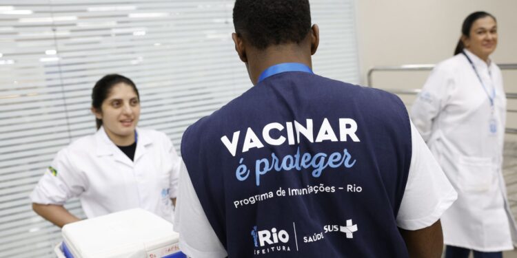 Saúde amplia vacinação contra hepatite A para usuários de PrEP