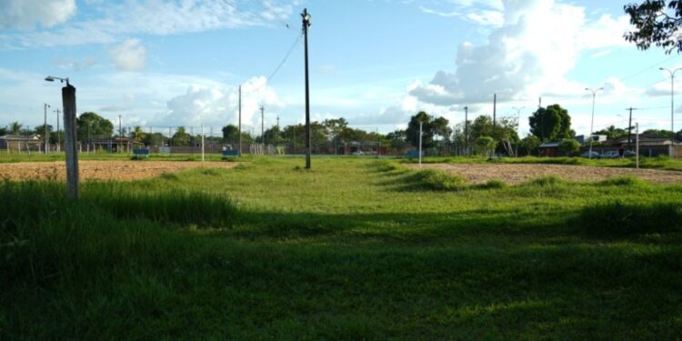 Prefeitura de Porto Velho atende comunidade e promove mutirão de limpeza no Cedel do Ulisses Guimarães