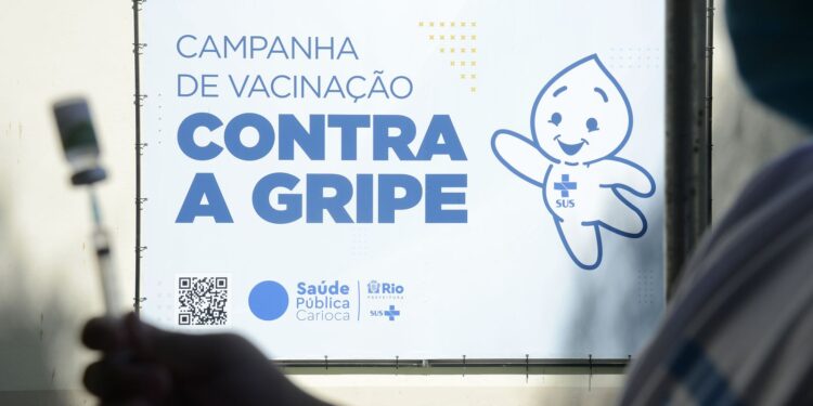 Gripe é a principal causa de mortes por SRAG em idosos, alerta Fiocruz