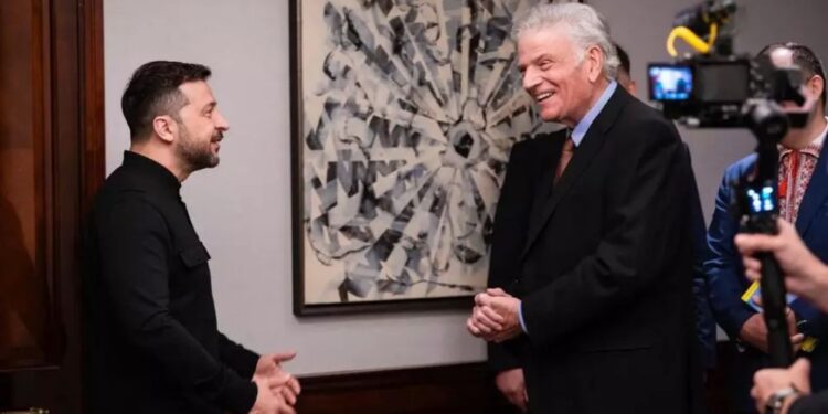 Graham se reúne com Zelensky e faz oração pedindo por paz: ‘Dê a eles um caminho’