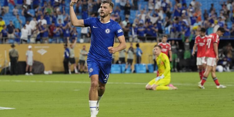 Chelsea goleia Benfica e encara o Palmeiras nas quartas nos EUA