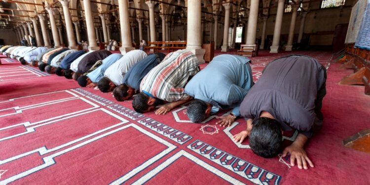 Com 25% da população global, Islã é a religião que mais cresce no mundo