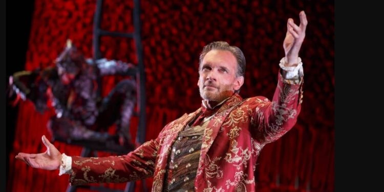 Livro de CS Lewis ‘Cartas de um diabo a seu aprendiz’ será transformado em filme