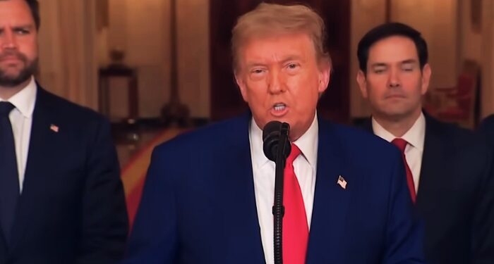 Donald Trump agradece a Deus após EUA bombardear o Irã; líderes políticos e religiosos reagem