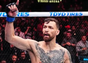 Lutador do UFC diz que homem desistiu de suicídio com sua fé