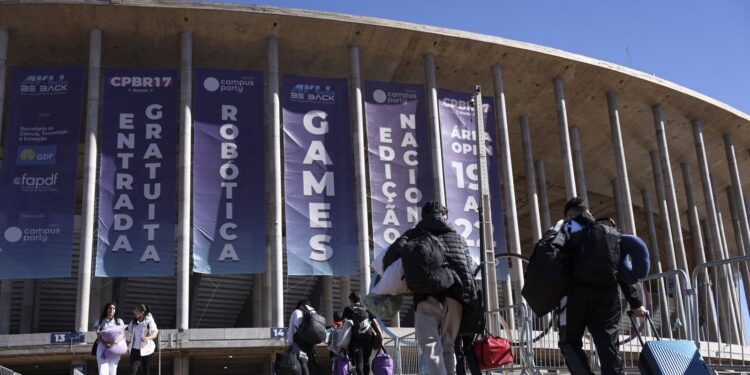 Campus Party Brasil 17 movimenta Brasília até domingo