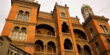 Rio: Fiocruz oferece curso a jovens artistas em vulnerabilidade social