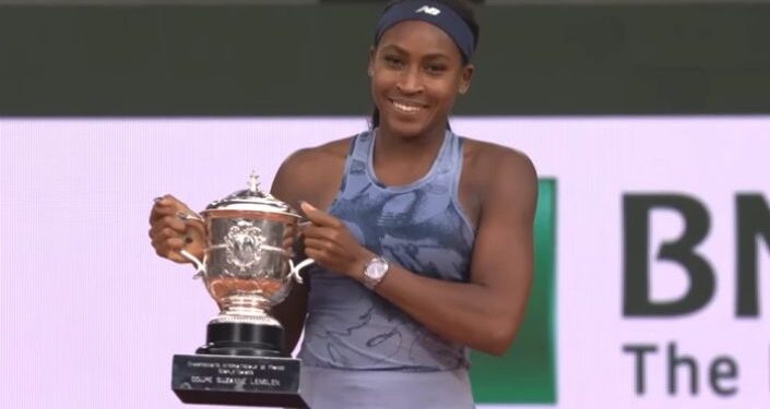 Com orações da mãe, tenista conquista título de Roland Garros