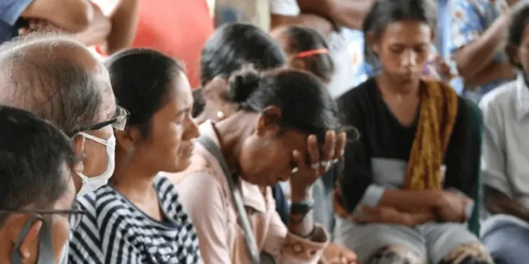 Menino cristão de 8 anos morre após ser espancado por estudantes muçulmanos na Indonésia