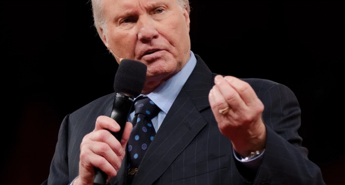 Jimmy Swaggart continua hospitalizado, ‘sem mudanças’ em seu estado após ataque cardíaco grave