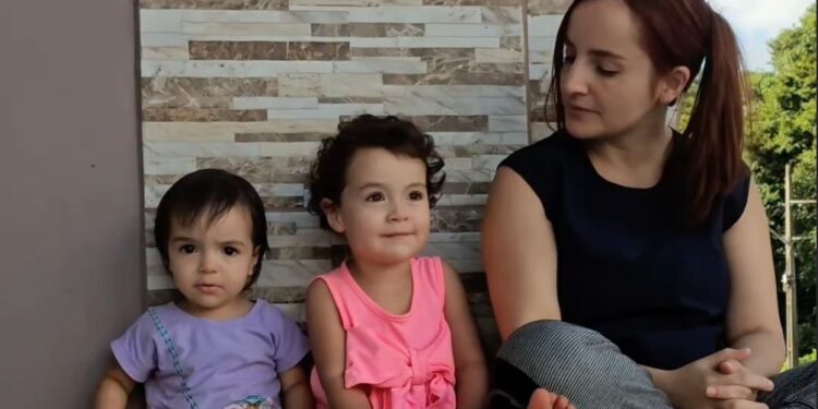 Julgamento de mãe que optou por educação domiciliar é marcado