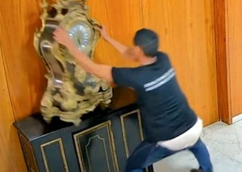 Moraes manda prender homem que quebrou relógio histórico do Planalto