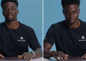 Bukayo Saka, do Arsenal, diz que a Bíblia é seu manual: “Leio o tempo todo”