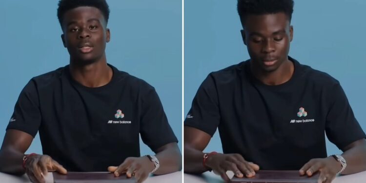 Bukayo Saka, do Arsenal, diz que a Bíblia é seu manual: “Leio o tempo todo”