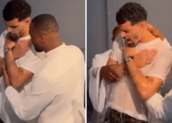 Jogador do Tottenham é batizado: “Só quero agradecer a Deus”