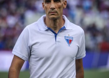 Fortaleza demite técnico Juan Pablo Vojvoda após 4 temporadas
