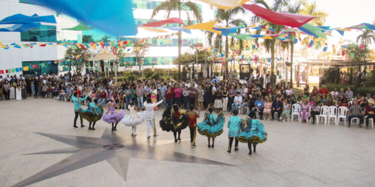 Governo de RO promove arraial no Palácio Rio Madeira com dança, música e integração entre servidores