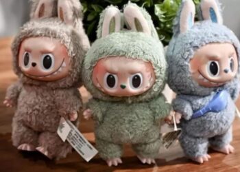 Labubu: bonecos que não têm nada de inocente viram febre mundial