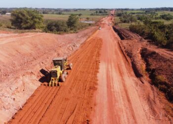 Rodovia 133, conhecida como estrada do calcário, tem melhorias em 10 quilômetros de estrada em Espigão