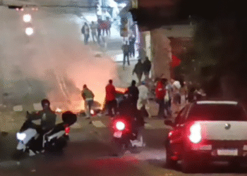 Execução em Paraisópolis: vídeo mostra PMs atirando contra homem rendido