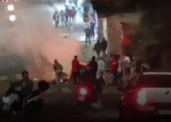 Dois PMs são presos por execução em favela de Paraisópolis, e comunidade vive noite de caos em SP