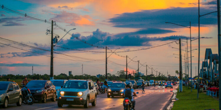 Prazo para licenciamento de veículos com placa final 7 encerra nesta quinta-feira, 31
