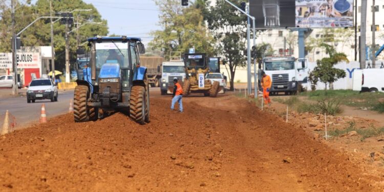 Governo de RO realiza obras de pavimentação na RO-005, no perímetro urbano de Porto Velho