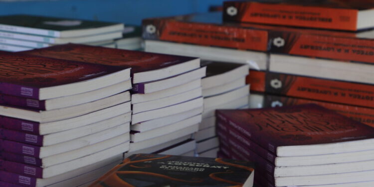 Governo de RO é reconhecido por incentivar a leitura no sistema prisional e recebe doações