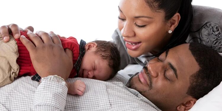 Pais fracos ou autoritários? Psicóloga destaca equilíbrio na relação