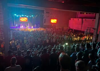 Retiros nos EUA levam mais de 2 mil jovens da Geração Z a Cristo