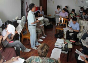 China condena pastores e fiéis de igreja doméstica à prisão