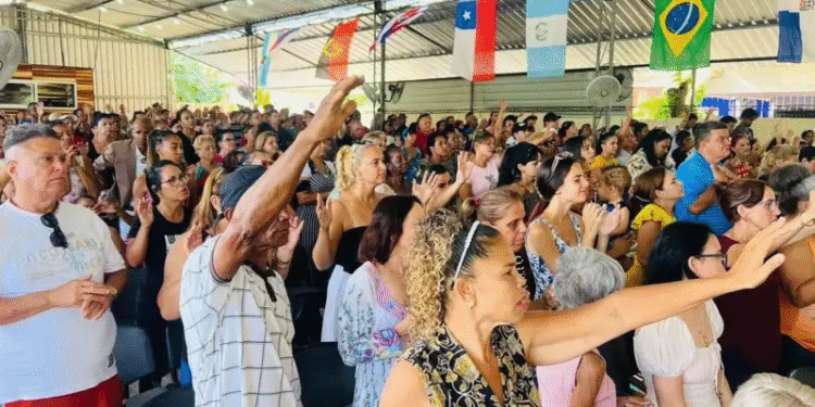 Cuba, país que já foi ‘ateu’, agora vê aumento de evangélicos