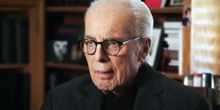 John MacArthur é internado com pneumonia e ‘pode estar na presença do Senhor em breve’, diz igreja