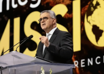 Pastor brasileiro é eleito pela primeira vez como presidente mundial da Igreja Adventista