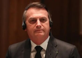 PF encontra apenas músicas gospel no pendrive de Bolsonaro