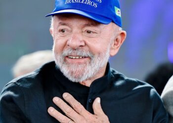 Lula crítica jornada 6×1 e defende escala de trabalho “mais flexível”