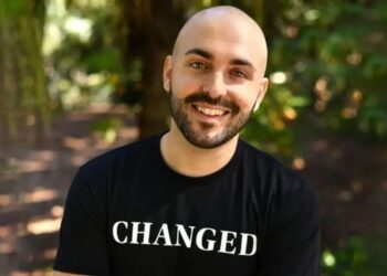 Ex-LGBT pode ser preso por relatar conversão ao cristianismo