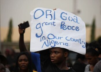 Pastor e fiéis são mortos a tiros durante culto na Nigéria