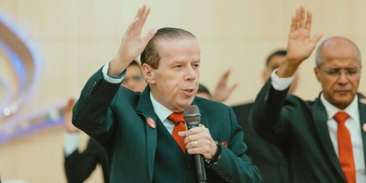 Pastor critica camisas de time na Assembleia: ‘Torcida mundana’