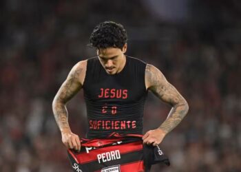 Pedro comemora gol da vitória do Flamengo: ‘Jesus é o suficiente’