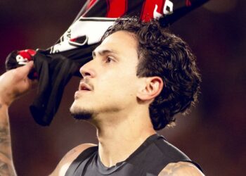 Pedro sai do banco e garante vitória do Flamengo sobre Fluminense